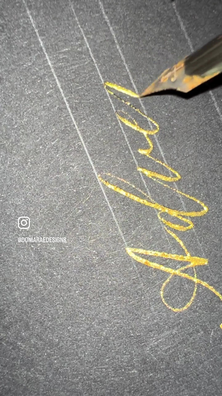 Thumbnail: Metallic Gold Ink