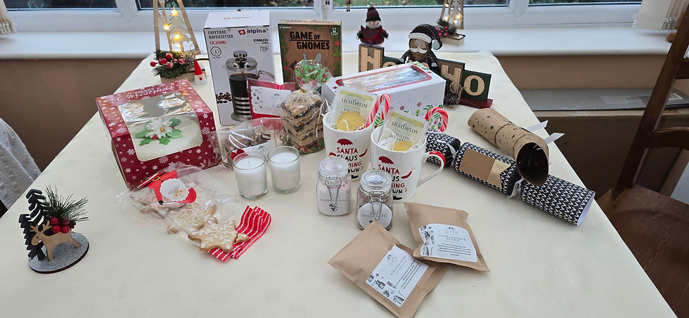 Includes his & hers crackers and a free gift