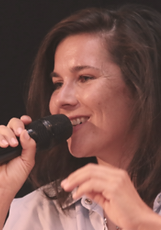 laurie d.png