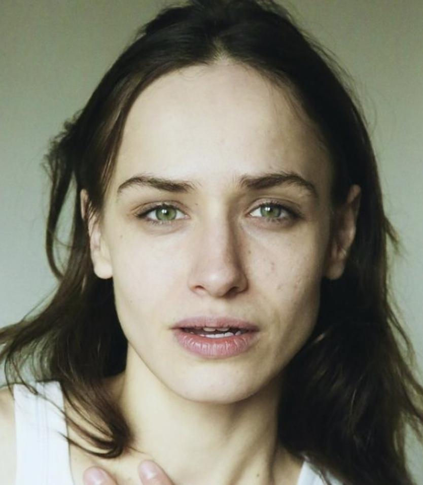 L’été où je suis devenue Jolie : l’actrice Isaline Prevost Radeff nous parle du tournage et de sa vision de l’amour