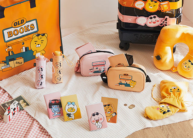 縮圖：Kakao Friends Little Ryan/Apeach Travel Passport Case 透明護照套