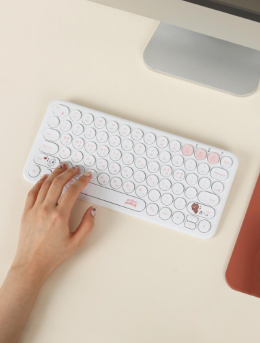 縮圖：Line Friends Brown & Cony Multi-Pairing Wireless Keyboard 無線鍵盤