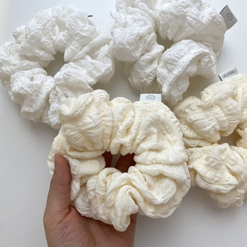 縮圖：Skyfolio Cozy Soft Cloud Scrunchy 髮圈 (2色)