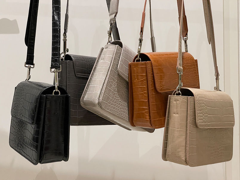 縮圖：The Ally - Vely Bag 鱷魚紋斜挎包