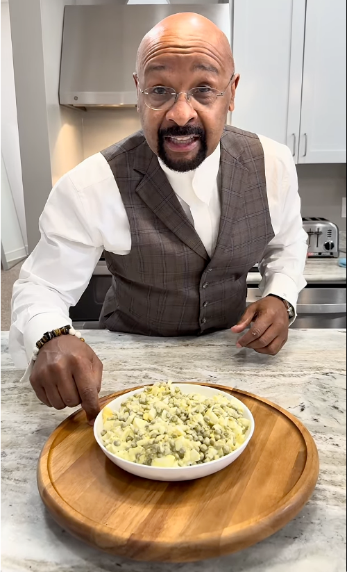Rushion's Kitchen Sweet Pea & Onion Salad (with Chopped Eggs)