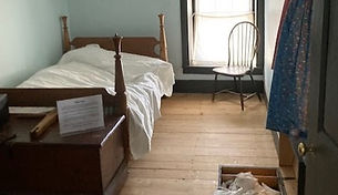 Montgomery Inn Bedroom landscape.jpg