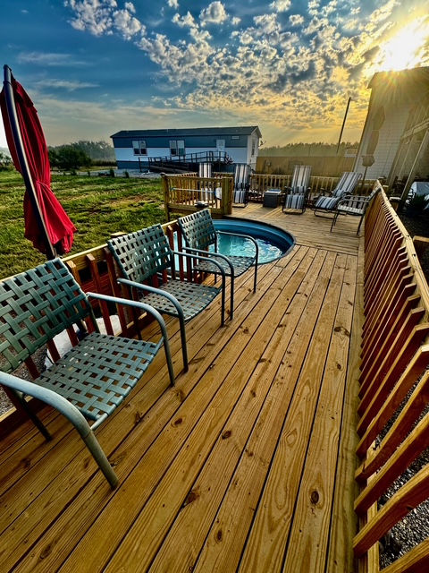 Bretting Texan Ranch Cowboy Pool