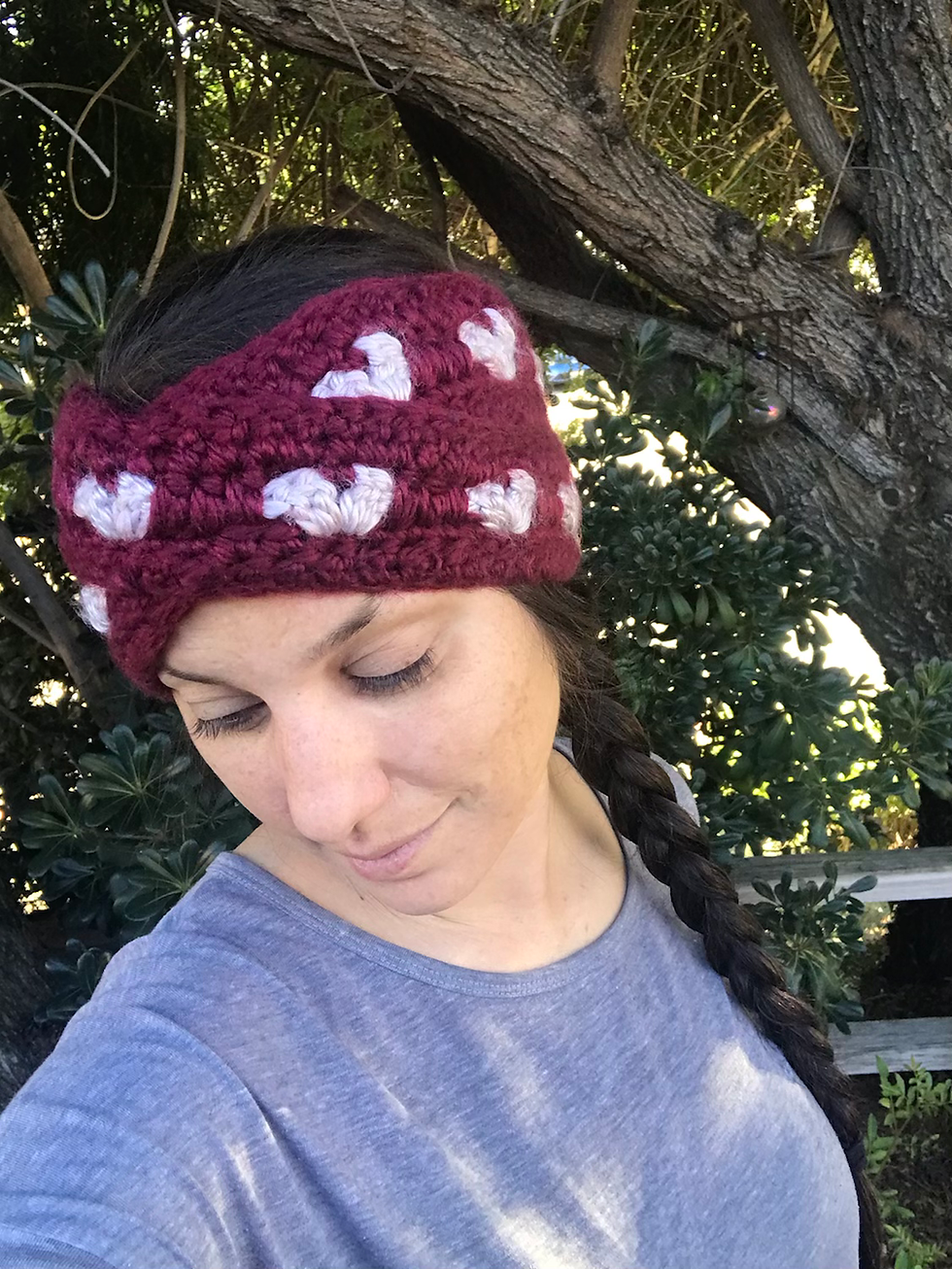 Thumbnail: Heart stitch chunky headband