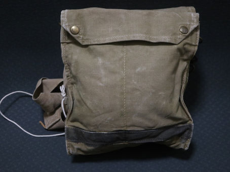 イギリス軍ガスマスクバッグ