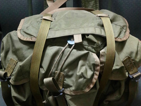 米軍LC1フレーム付きナイロンリュック