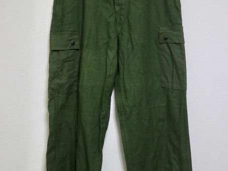 スウェーデン軍シンチバックルワークパンツ