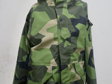 スウェーデン軍ECWCSパーカー