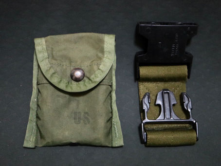 米軍コンパスポーチ