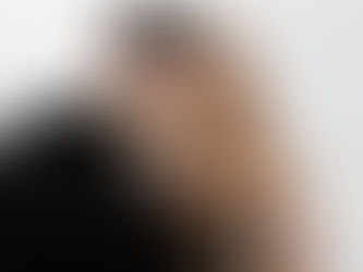 Sta arrivando IT GIRL.Il look della bionda più bionda   di tutte.