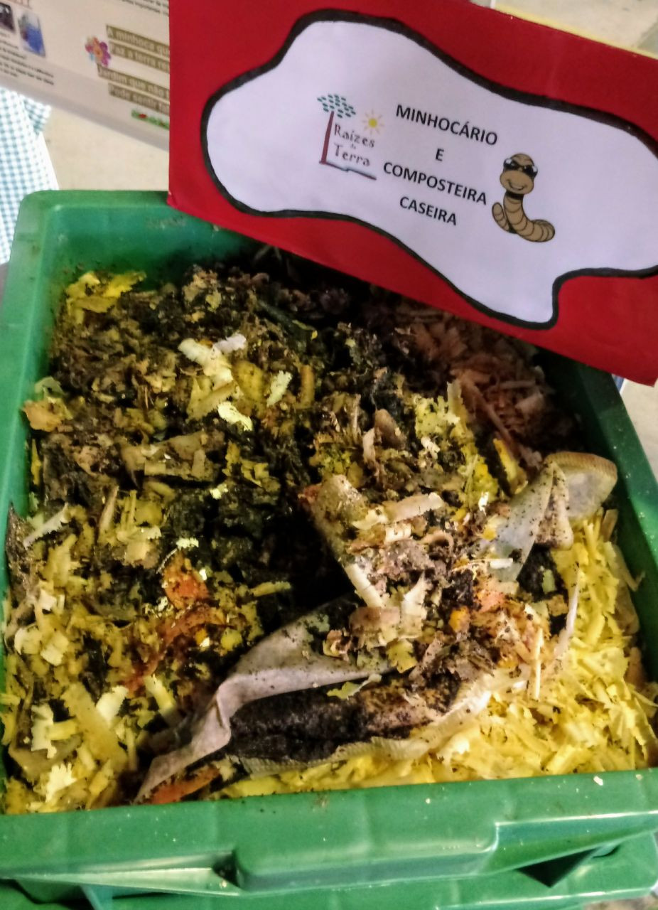 minhocário e composteira compacta
