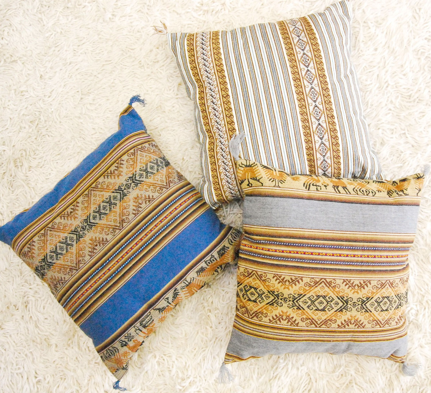 MACHU Pillows