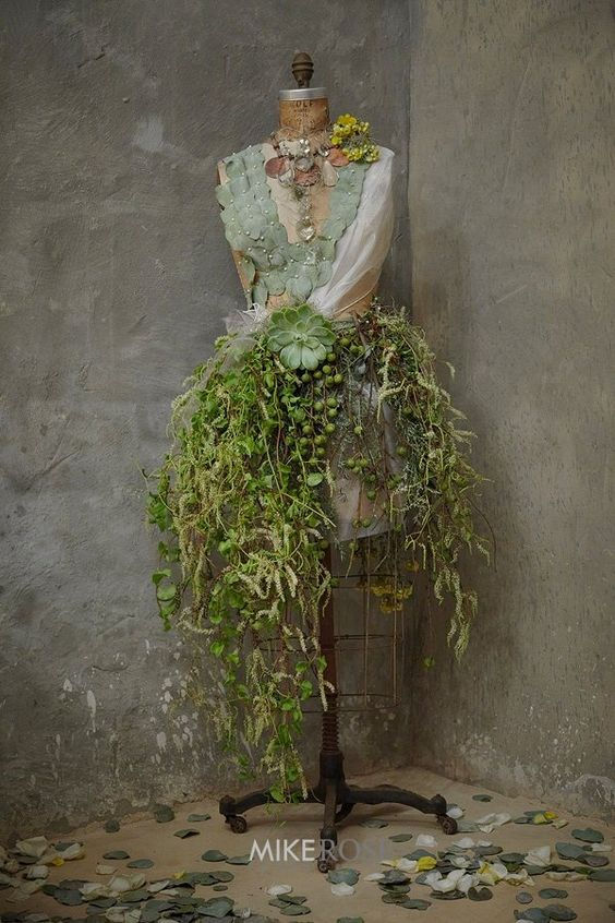 Thumbnail: Vintage Dress Form