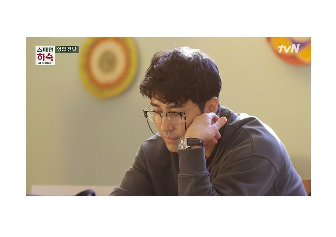 -LEONNE X-Cord for hanging sunglasses or hearing aids with mask at the same time