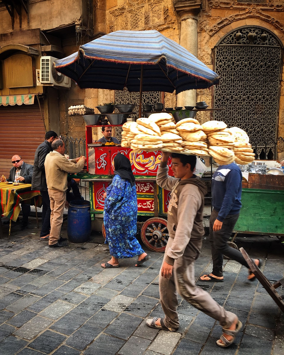 Bread seller Cairo