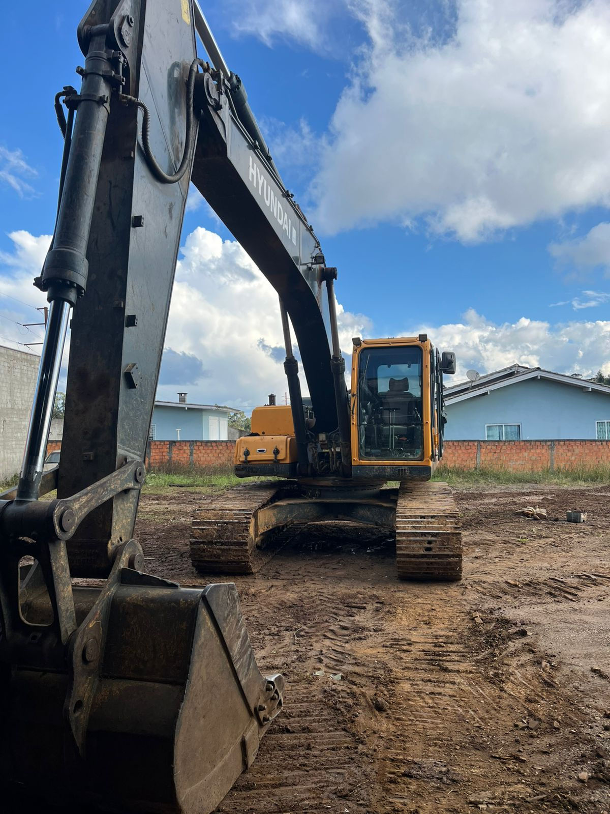 HYUNDAI - R220LC-9 - 2022