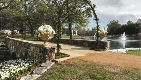 Dressed Bride with Fountain loncet parc.jpg