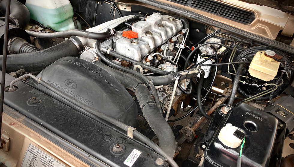 Range Rover Gold Web3.heic