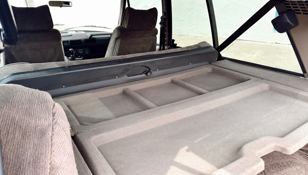 Range Rover Gold Web18.jpg