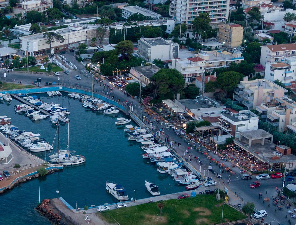 Η παραλία της Νέας Μάκρης ως «πεζόδρομος» μετά τις 7μμ. | Drone pic: Χρήστος Μάλετς