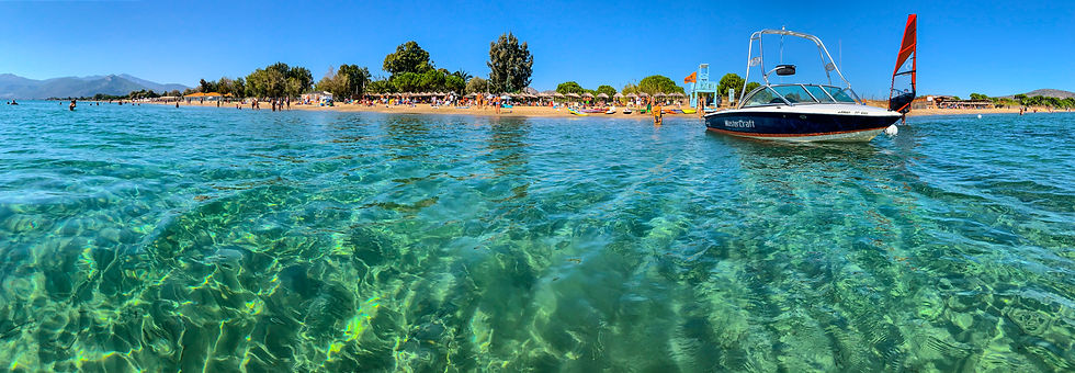 To Moraitis Beach στην Παραλία Σχινιά | Φωτ.: Margarita Savva 
