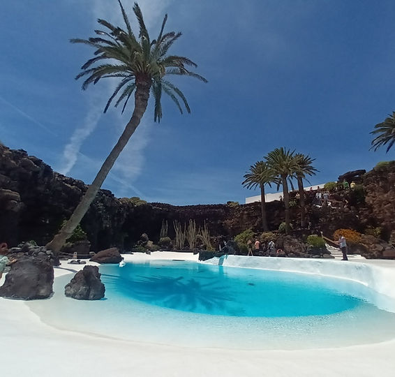 Pool_Lanza (FILEminimizer).jpg