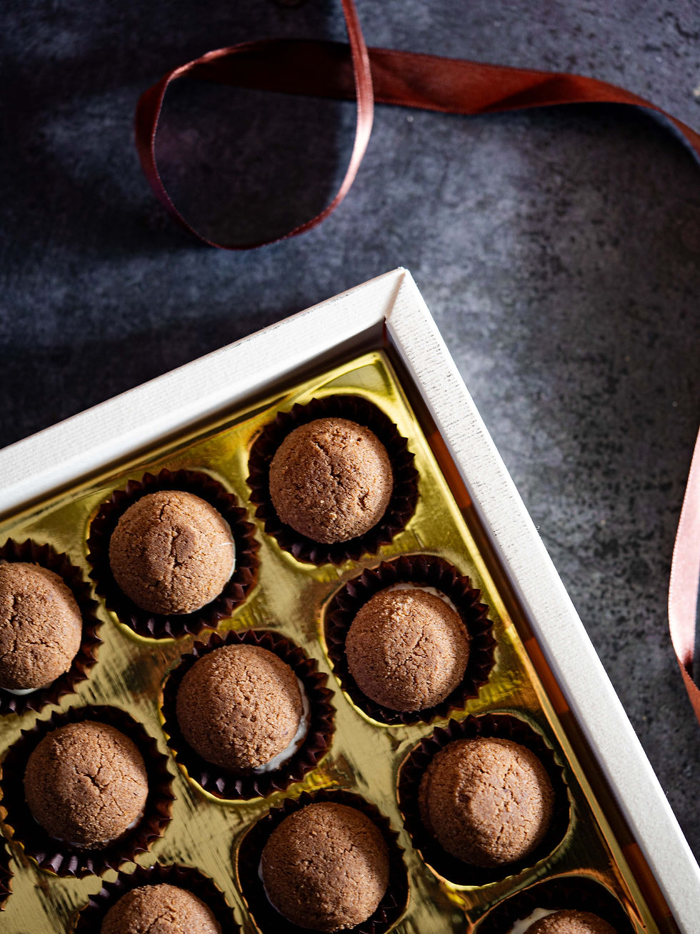 Thumbnail: Baci di dama - Chocolate Hazelnut with White Chocolate