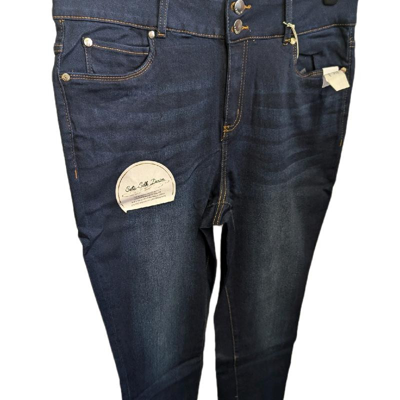 Thumbnail: Women's Luxury Skinny Jeans