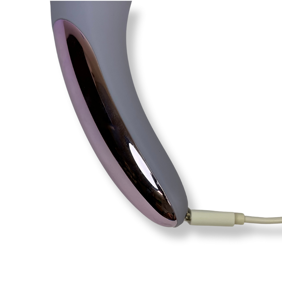 Thumbnail: Tessa – Palm-sized clitoral suction vibrator with 10 air pulse modes, whisper-quiet motor, and smooth silicone body