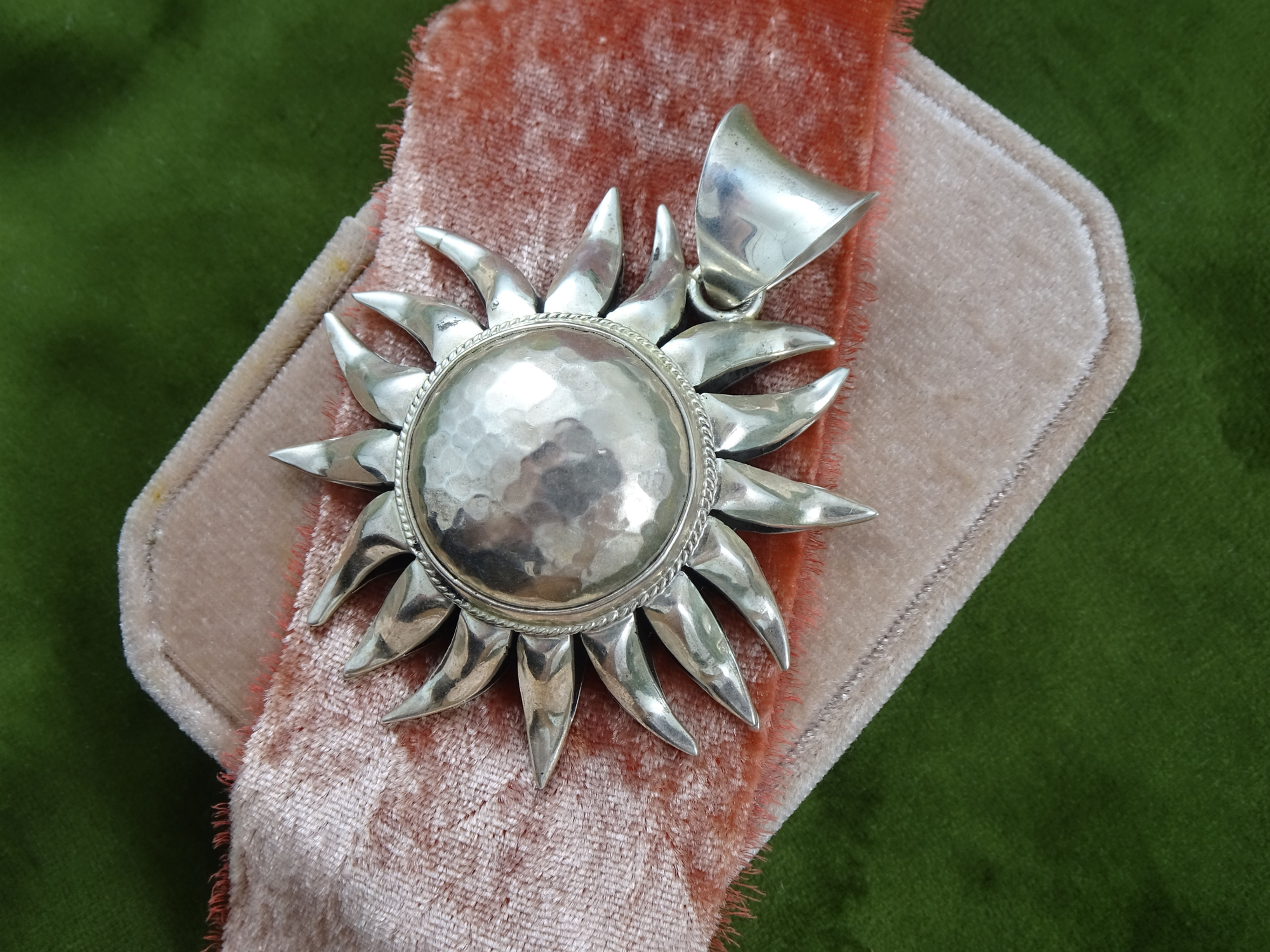 Lety G Sterling Silver 925 Stamped Oversized Bohemian Sun Necklace Pendant 2.75'