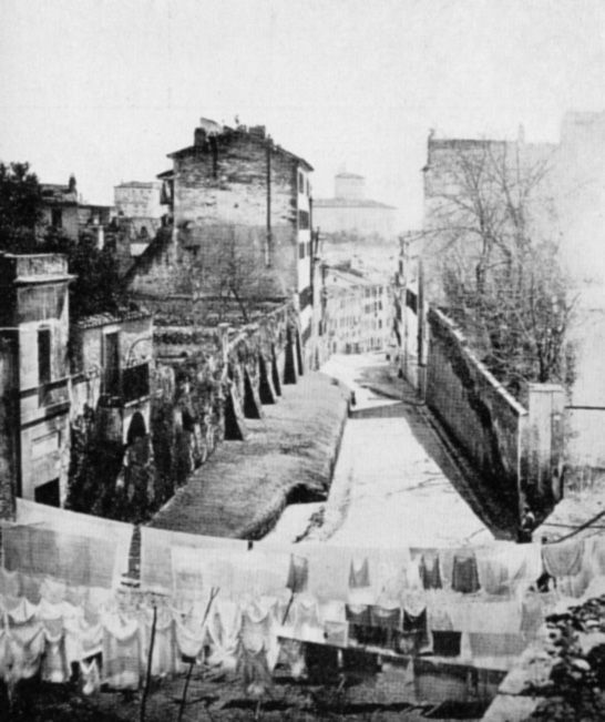 VIA CRISPI