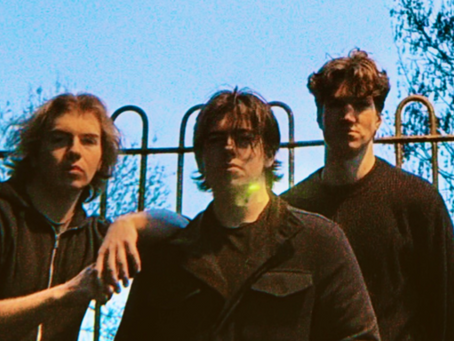 Sunday Smoke shine on new indie-pop acoustic offering 'Already Know'