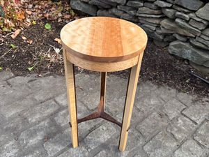 MODERN SIDE TABLE