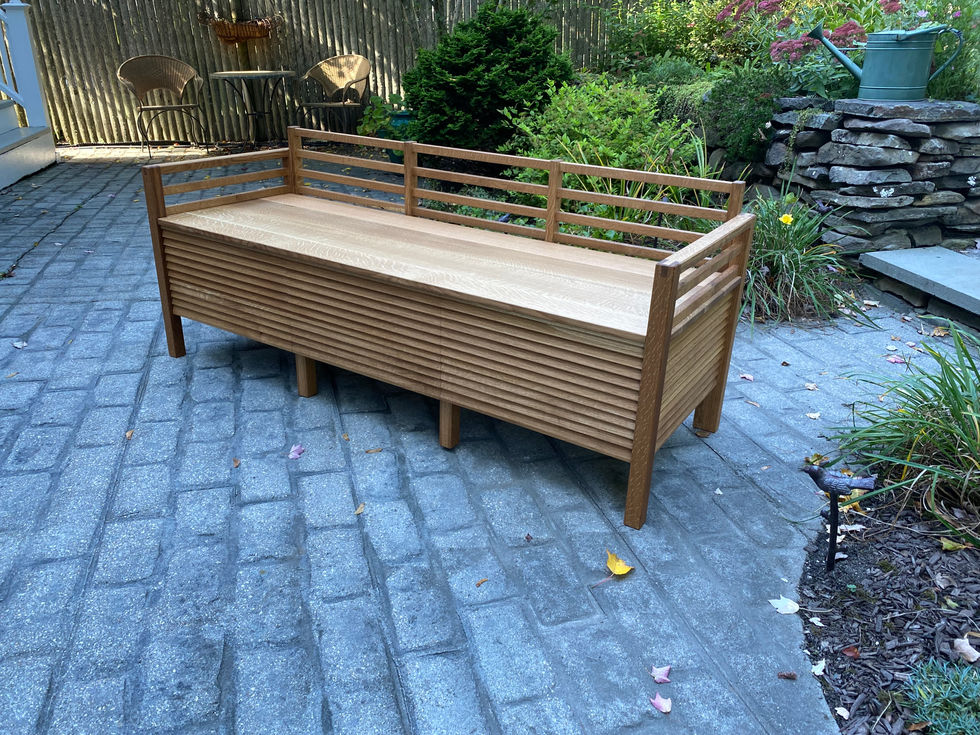 Modern handmade quartersawn white oak entryway bench