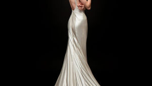 Holiday Bridal Fashion in New York: How to Choose Affordable Wedding Dresses?