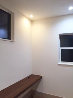 ガイナ DIY 壁塗装
