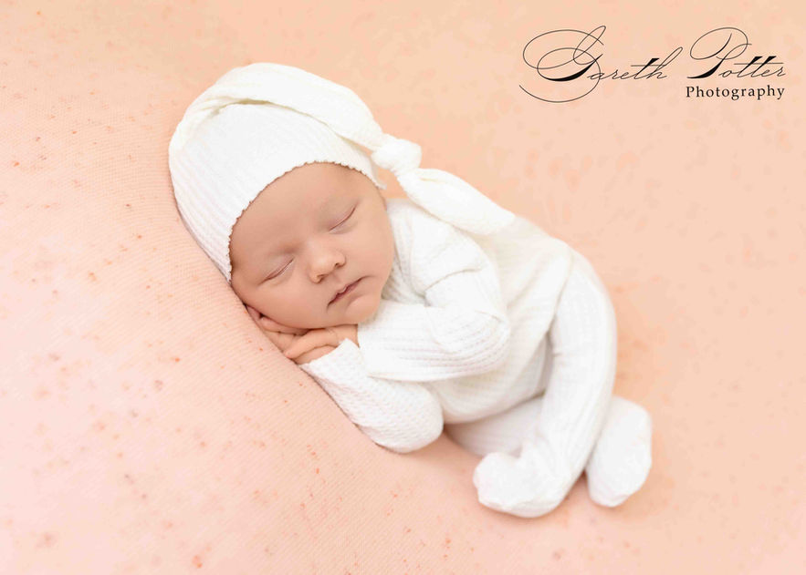 Birmingham | Bromsgrove | West Midlands | Midlands | Worcester | Newborn Photography | Newborn Photographer | Baby Photography | Baby Photographer