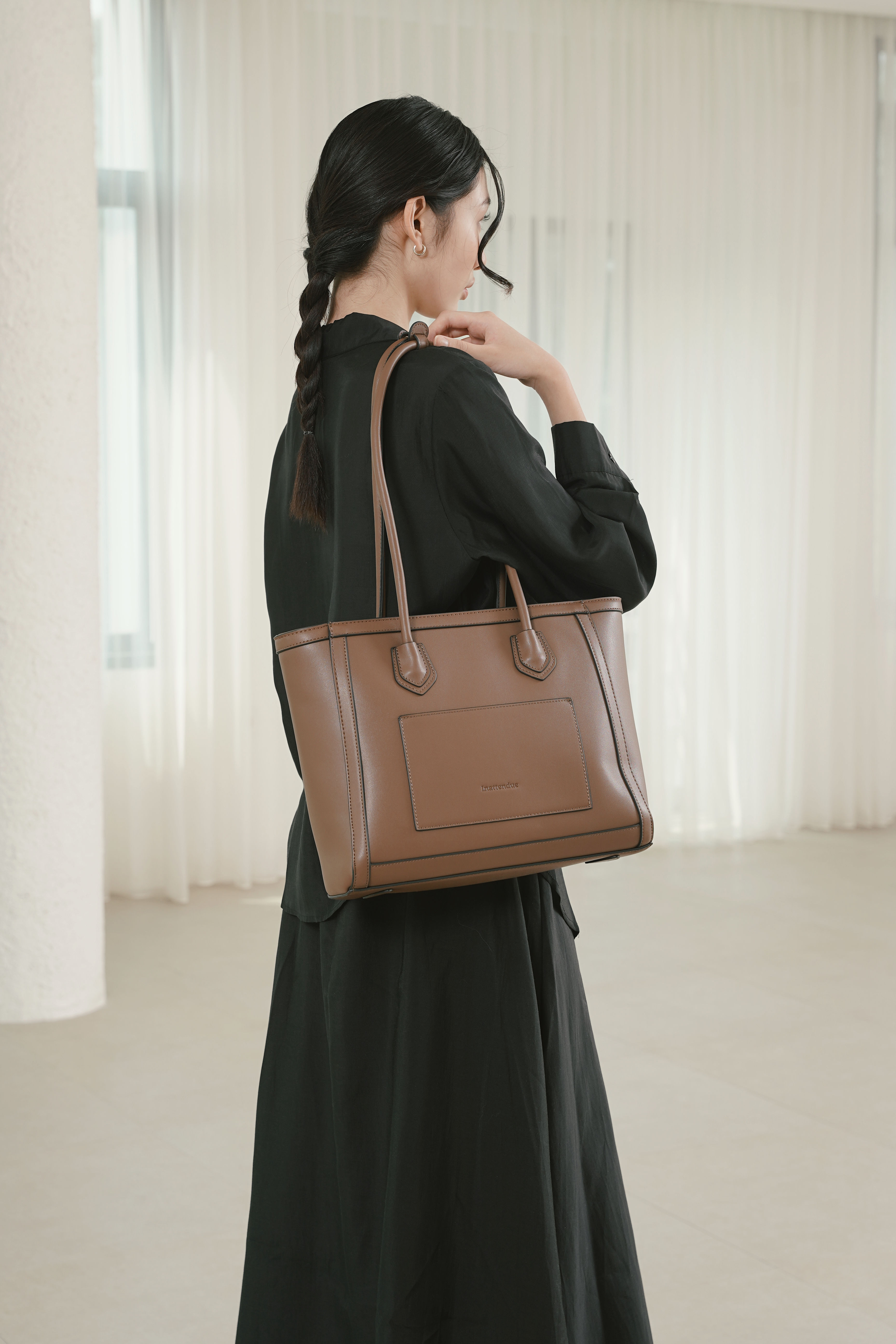Raven Totebag - Mocha
