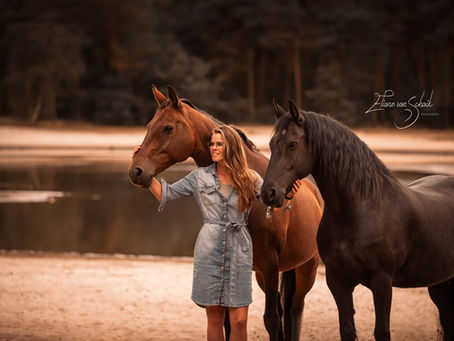 De band tussen jou en je paard zichtbaar in beeld met een fotoshoot