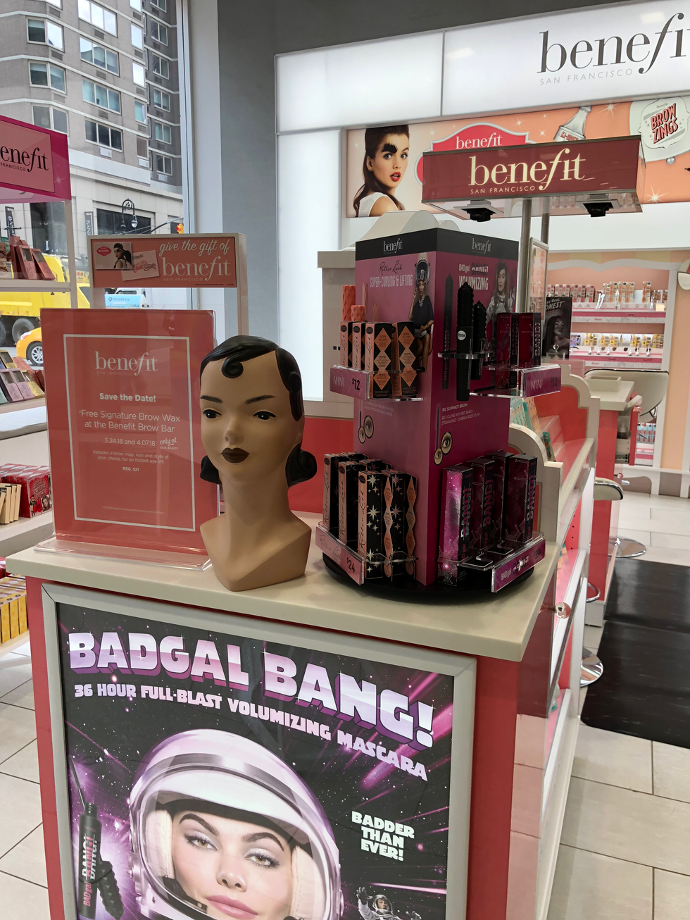BadGal Bang! Launch Feature Lightbox – Benefit Cosmetics