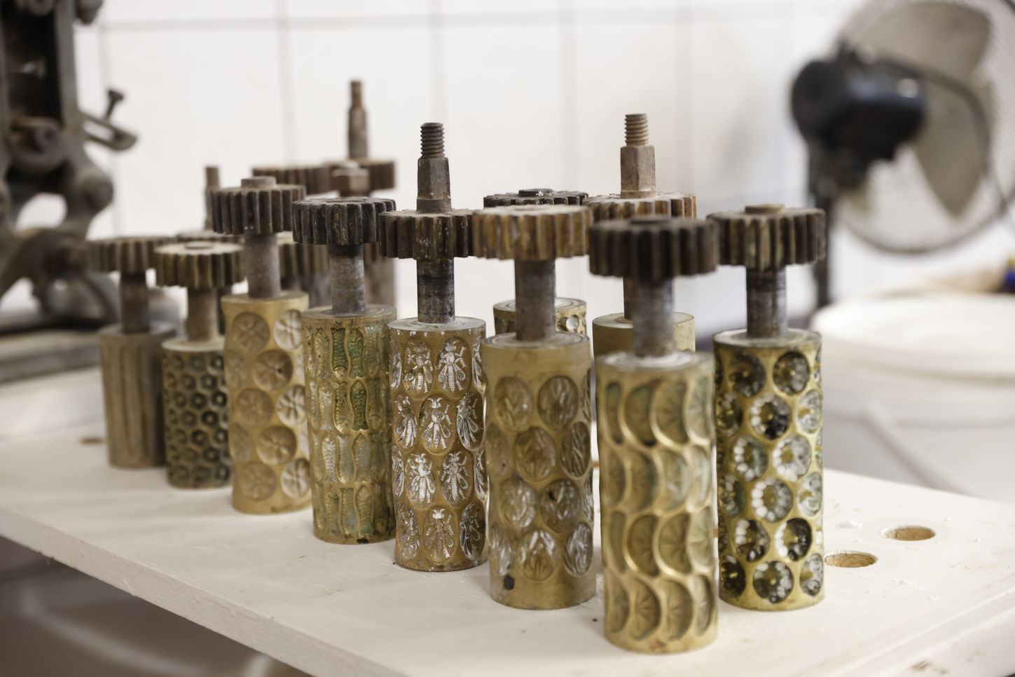 Bonbonmacher, Hartmut Gerhards aus Simmerath  produziert nach traditionellen Rezepten Bonbons und Lutscher. Sie schmecken nach Thymian, Lakritz oder klassisch nach Himbeere und Zitrone. Jetzt sucht er einen Nachfolger. @Patric Fouad