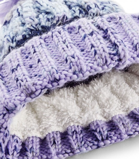 Thumbnail: Pom Hat