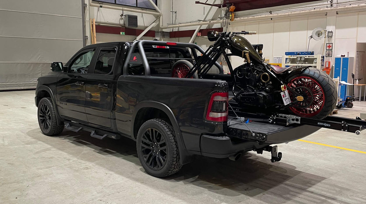 jetski, snow mobile, atv, utv ve platformlu araçların kamyonet, pickup, van tipi araçlara yükleme çözümleri, yükleme rampası, taşıma rampası, araç yükleme çözümleri jetski, snow mobile, atv, utv ve platformlu araçların kamyonet, pickup, van tipi araçlara yükleme çözümleri, yükleme rampası, taşıma rampası, araç yükleme çözümleri AUN210 motosiklet yükleme sistemi
pickup motosiklet yükleme rampası
van motosiklet taşıma sistemi
Harley-Davidson yükleme rampası
uzun kasa pickup motosiklet taşıma
profesyonel motosiklet yükleme sistemi
motorlu motosiklet rampası
vinçli motosiklet yükleme sistemi
chopper motosiklet yükleme çözümü
tek kişilik motosiklet yükleme sistemi