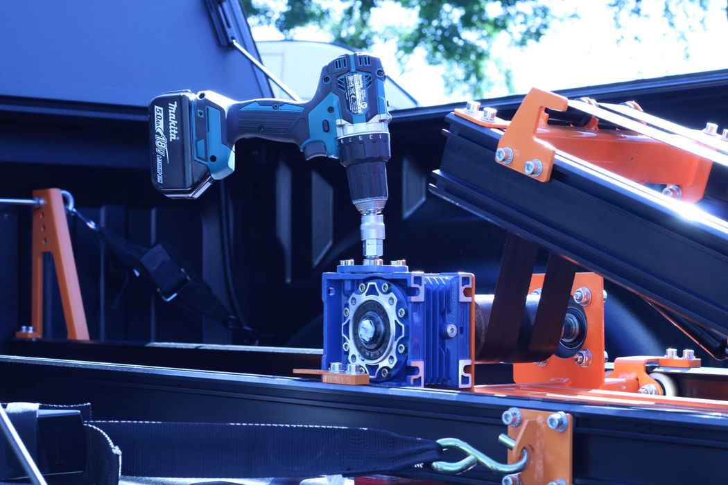 AUN250 motosiklet yükleme sistemi
katlanabilir motosiklet yükleme rampası
pickup motosiklet taşıma sistemi
Harley-Davidson yükleme rampası
kısa kasalı pickup motosiklet yükleme
profesyonel motosiklet yükleme sistemi
motorlu motosiklet rampası
6061-T6 alüminyum yükleme sistemi
tek kişilik motosiklet yükleme
pickup motosiklet taşıma çözümü