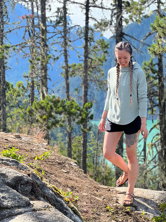 My Favorite Cute and Functional Clothes for Hiking and Getting Outdoors My Favorite Cute and Functional Clothes for Hiking and Getting Outdoors