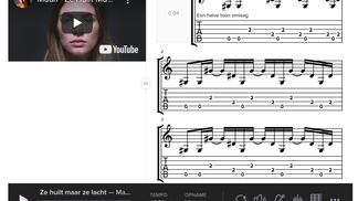 Ze Huilt Maar Ze Lacht - Maan